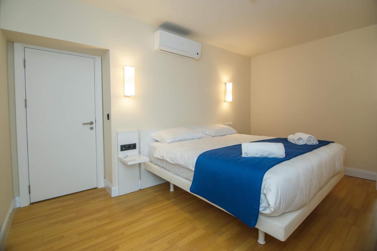 Black Sea Luxury Towers Hotel Batumi Bagian luar foto