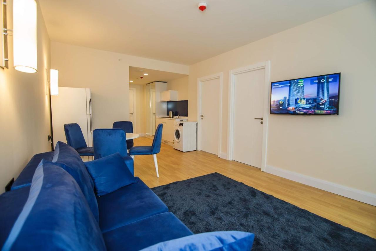 Black Sea Luxury Towers Hotel Batumi Bagian luar foto